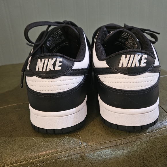 NIKE Dunk Low Retro Leather Sneakers In Panda. Black/White. Mens 7.5/Womens 8.5. - Picture 9 of 16
